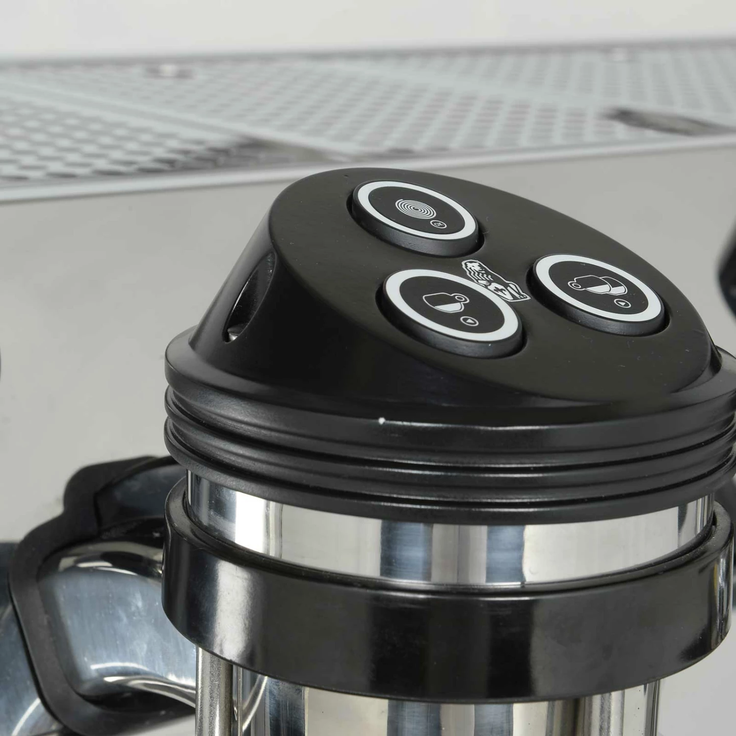 Equipment La Marzocco Strada 2 Group AV (Automatic) Espresso Machine 4 Equipment La Marzocco Strada 2 Group AV (Automatic) Espresso Machine